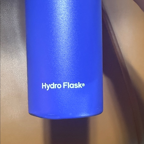 Hydro Flask - Picture 2 of 9